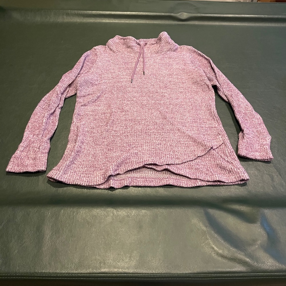 Ideology sweater. Size XL. EUC